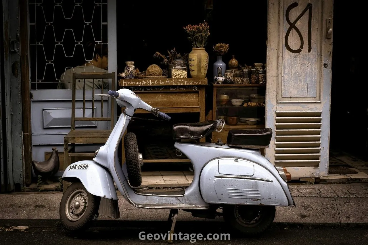 Il termine "vintage" evoca un senso di nostalgia e stile retrò